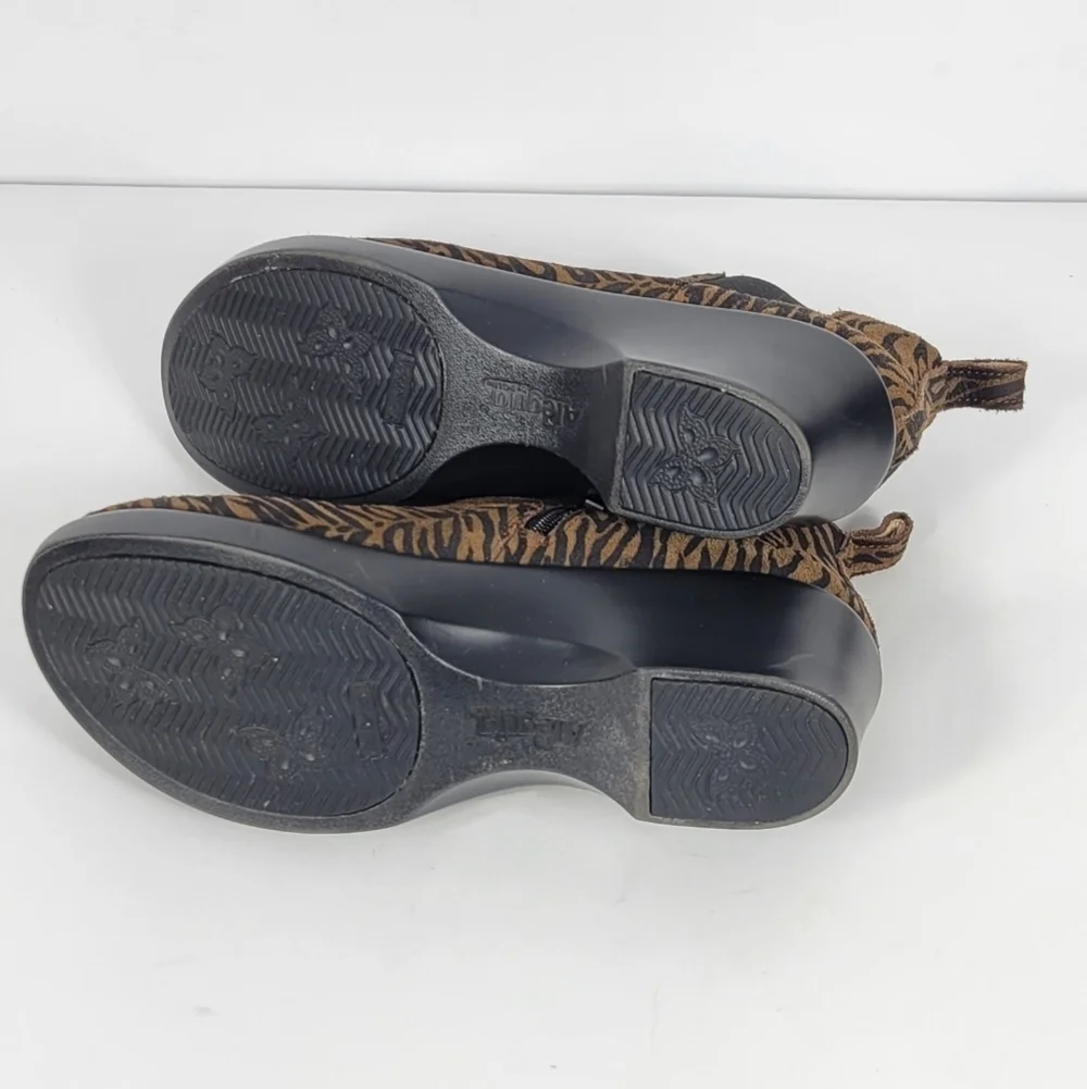 Alegria Zebra Pattern Ankle Boots #786 Size EU 38 (US 8-8.5)